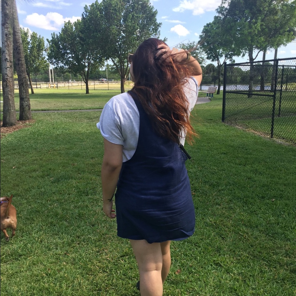 Linen dress - Picture 2 of 6